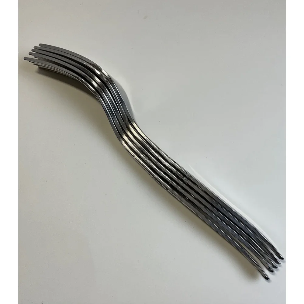 Oneida Wm A Rogers La Rose Salad Forks Vintage Stainless Steel Set of 5 Floral